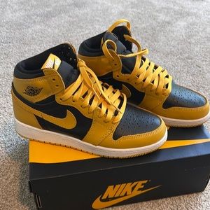 Jordan 1s Retro High OG (GS)